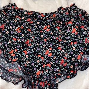 Bethany Mota floral shorts size XS